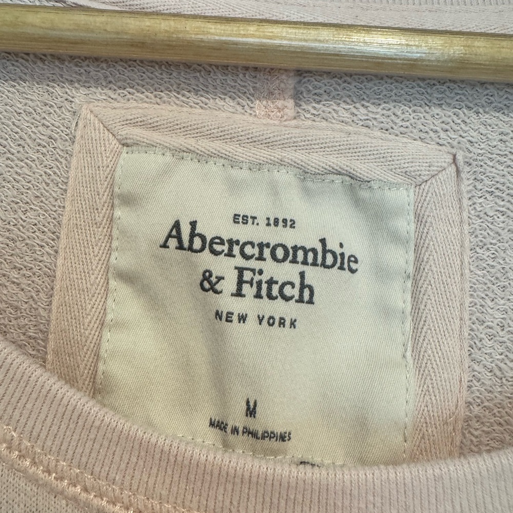VINTAGE A&F Blush Pink Crewneck - Picture 5 of 5